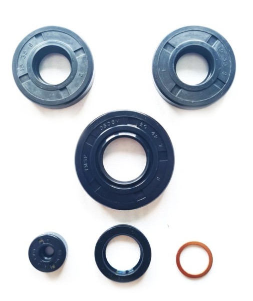 Shaft seal ring for engines 20x28x7mm